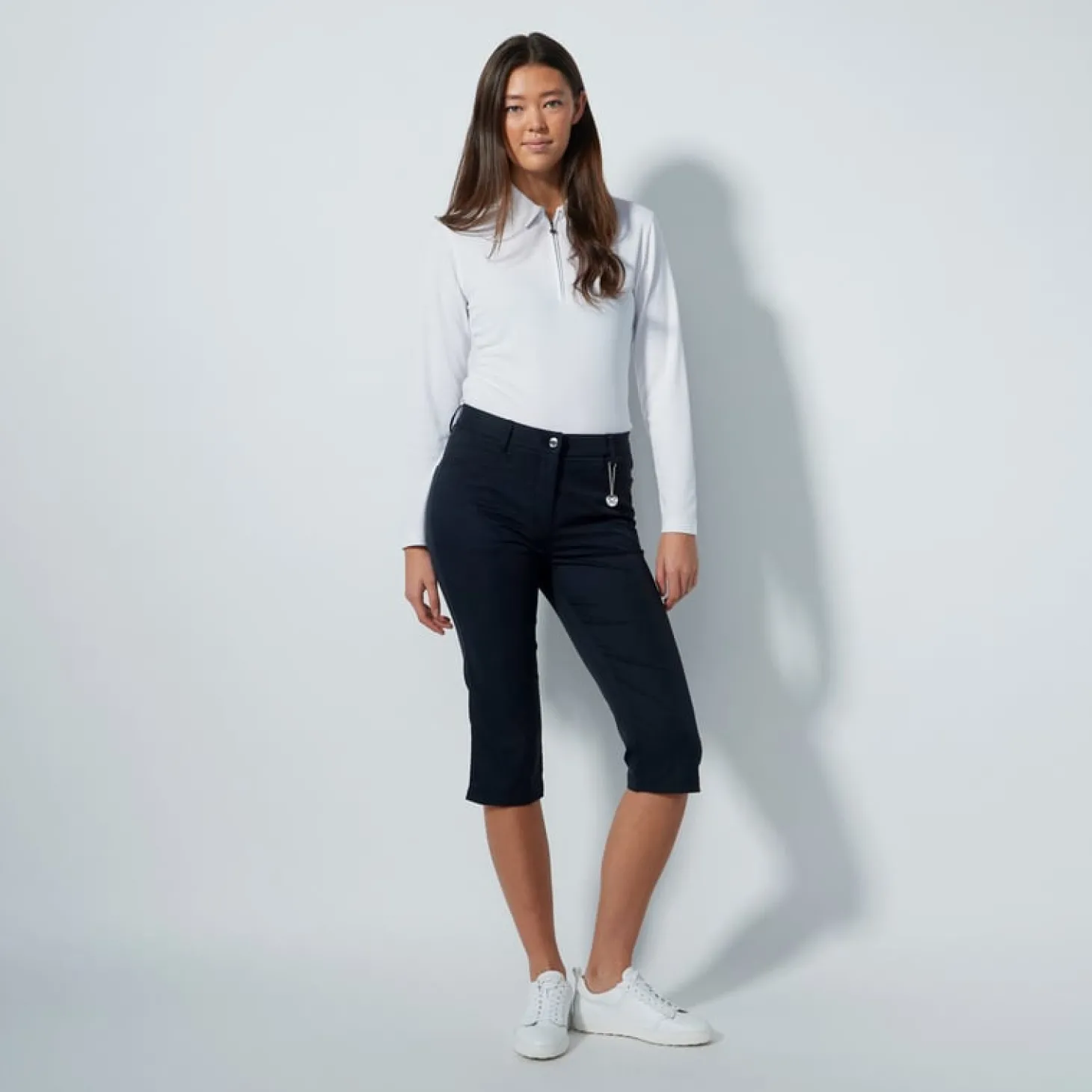 Lyric V2 Cropped 74 Cm Svart