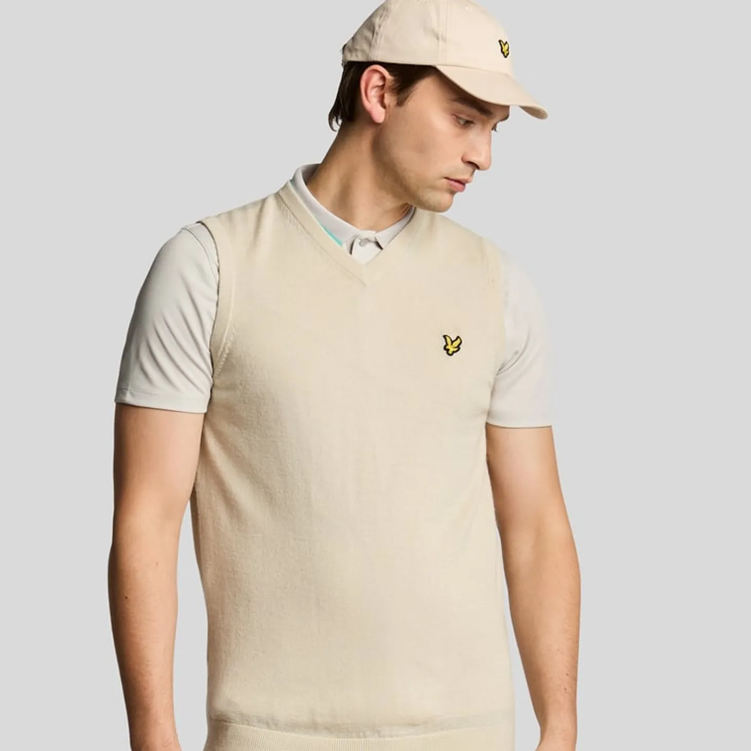 Slipover Merino Blend V-Neck Beige